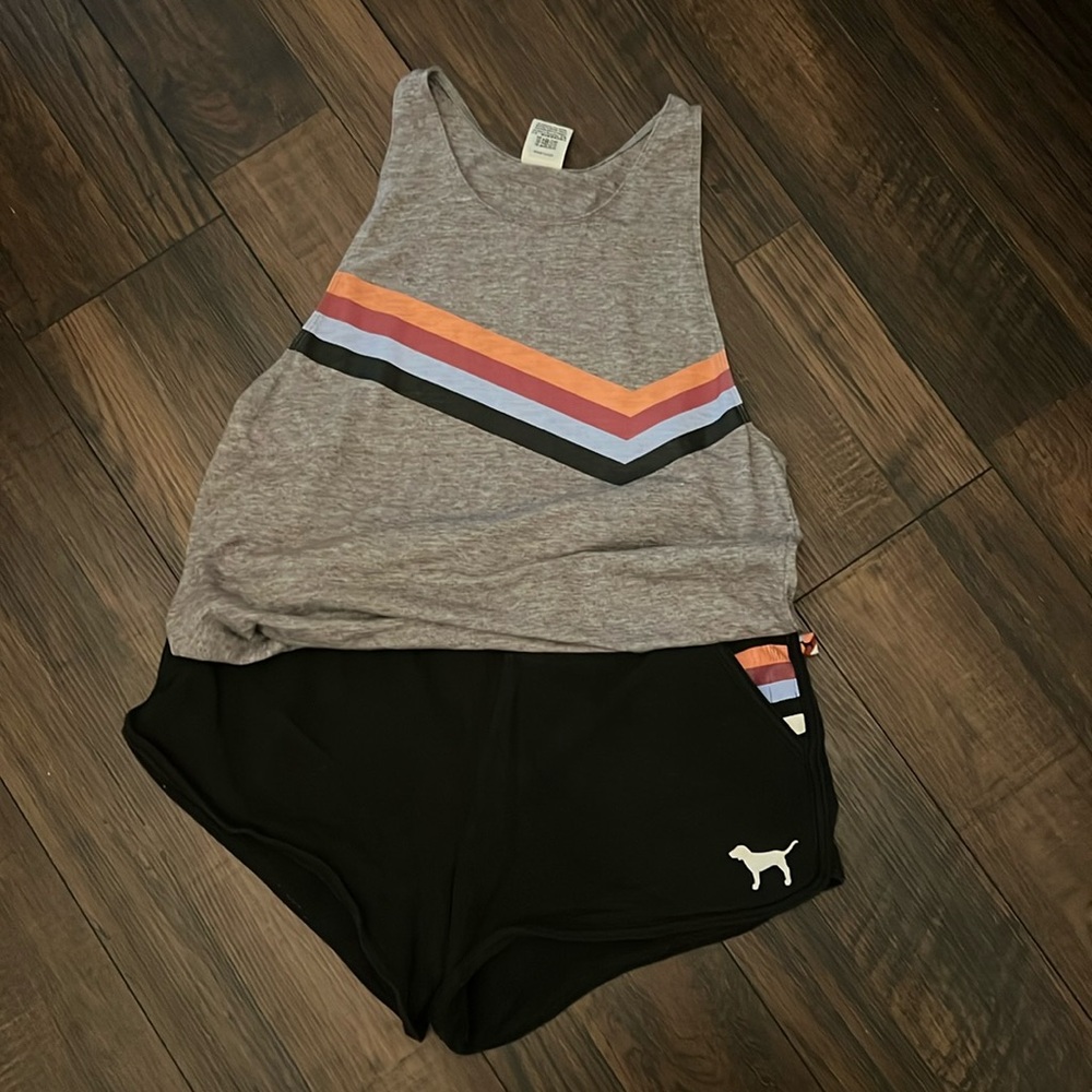 PINK shorts outfit